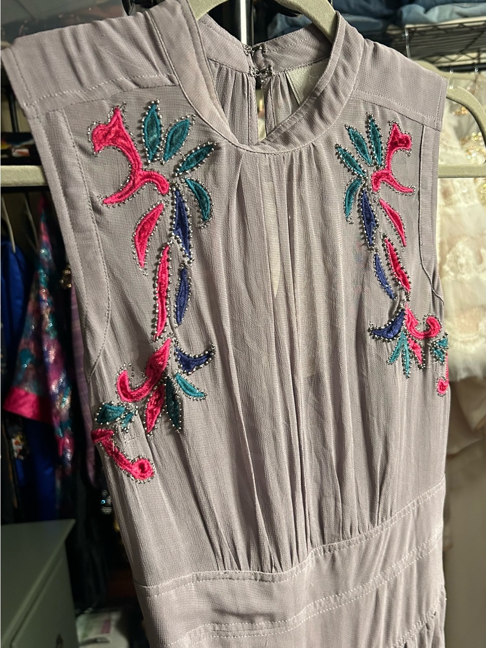 Anthropologie Embroidered Midi Dress Tie Waist Gray Lavender US 0 - Picture 4 of 10